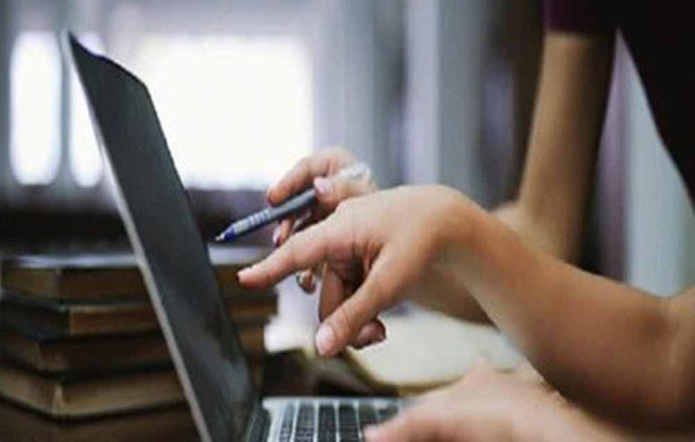 पंजाब बोर्ड की कक्षाओं के लिए डिजिटल जन्म प्रमाणपत्र अनिवार्य, सेवा केंद्रों में उमड़ी भीड़
