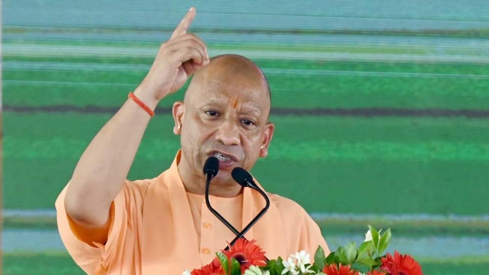 महोबा में CM योगी का विकास डोज़: 697 करोड़ की 88 परियोजनाओं का लोकार्पण