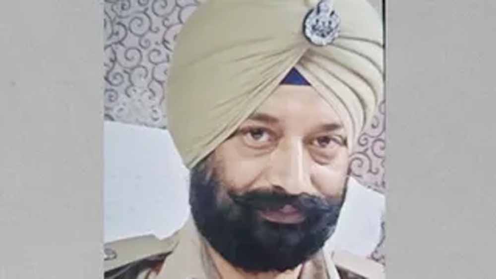 होशियारपुर केंद्रीय जेल के डिप्टी सुपरिटेंडेंट हरभजन सिंह नशा तस्करी मामले में गिरफ्तार