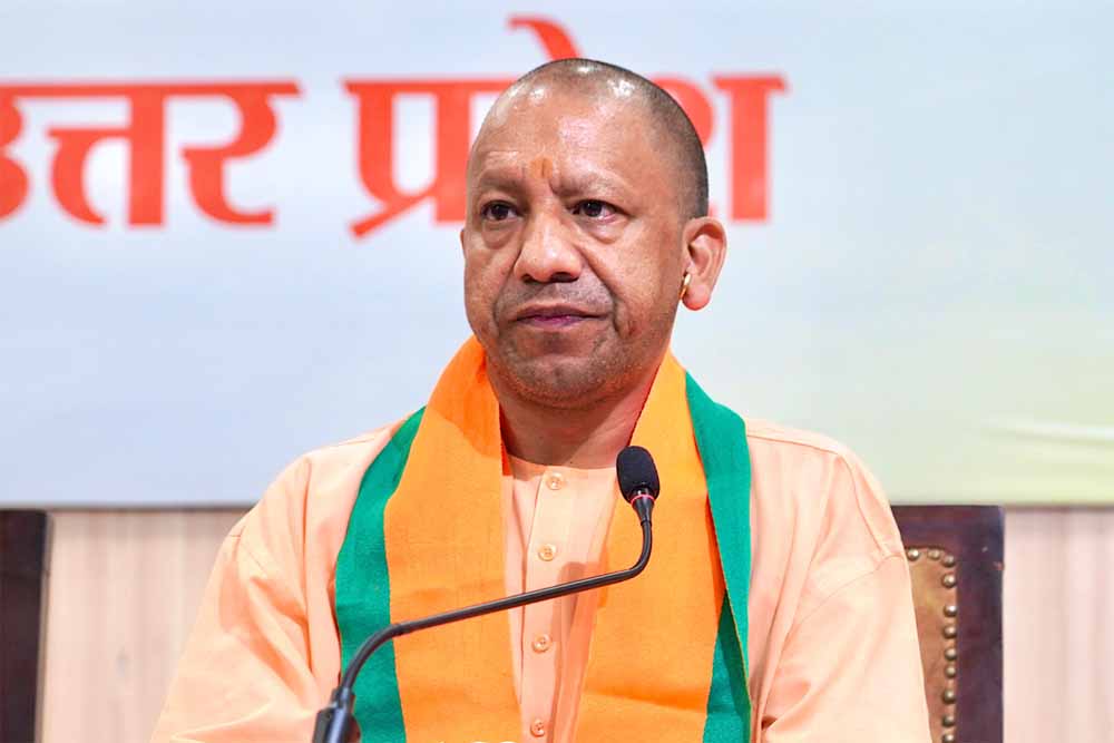 सीएम योगी के 12 दिन में 2 दौरे, गोरखपुर को दिए 1753 करोड़ रुपये के उपहार