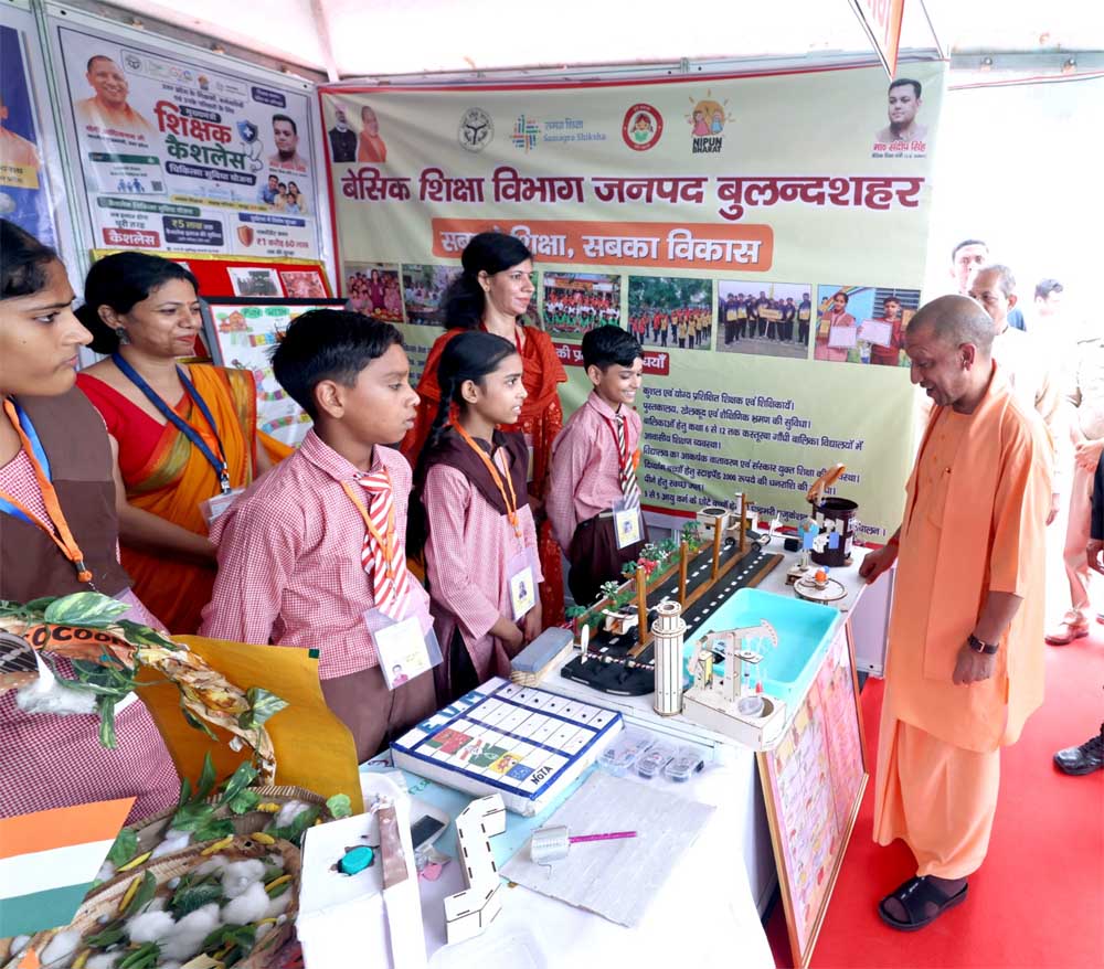 बेटी और व्यापारी की सुरक्षा से खिलवाड़ करने वालों की जगह है जेल या जहन्नुम में – सीएम योगी